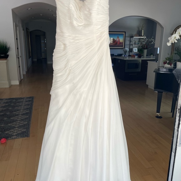 David Bridal’s Strapless Gown Brand New - Picture 5 of 13
